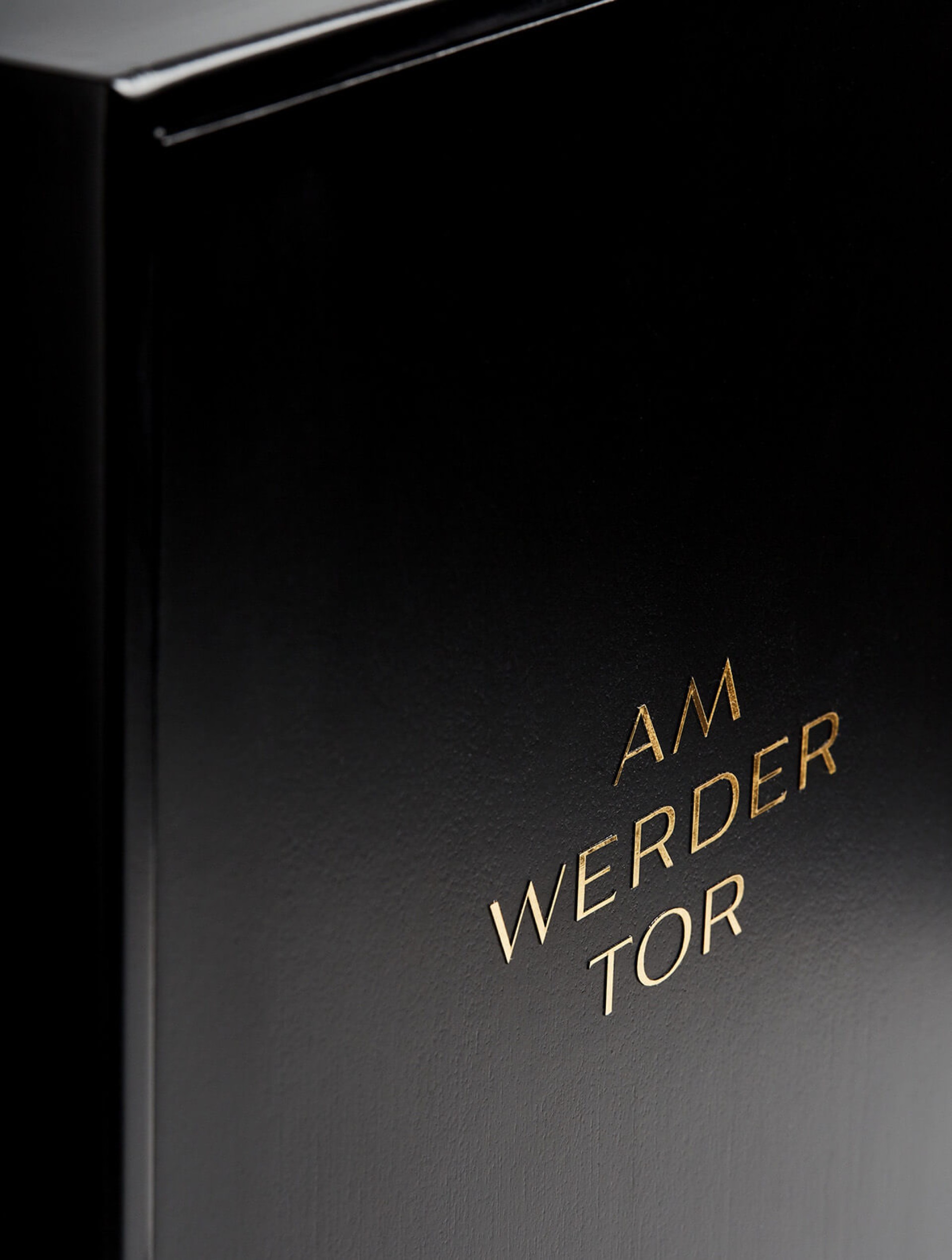 allea_group_am_werder_tor_gif_schachtel_logo