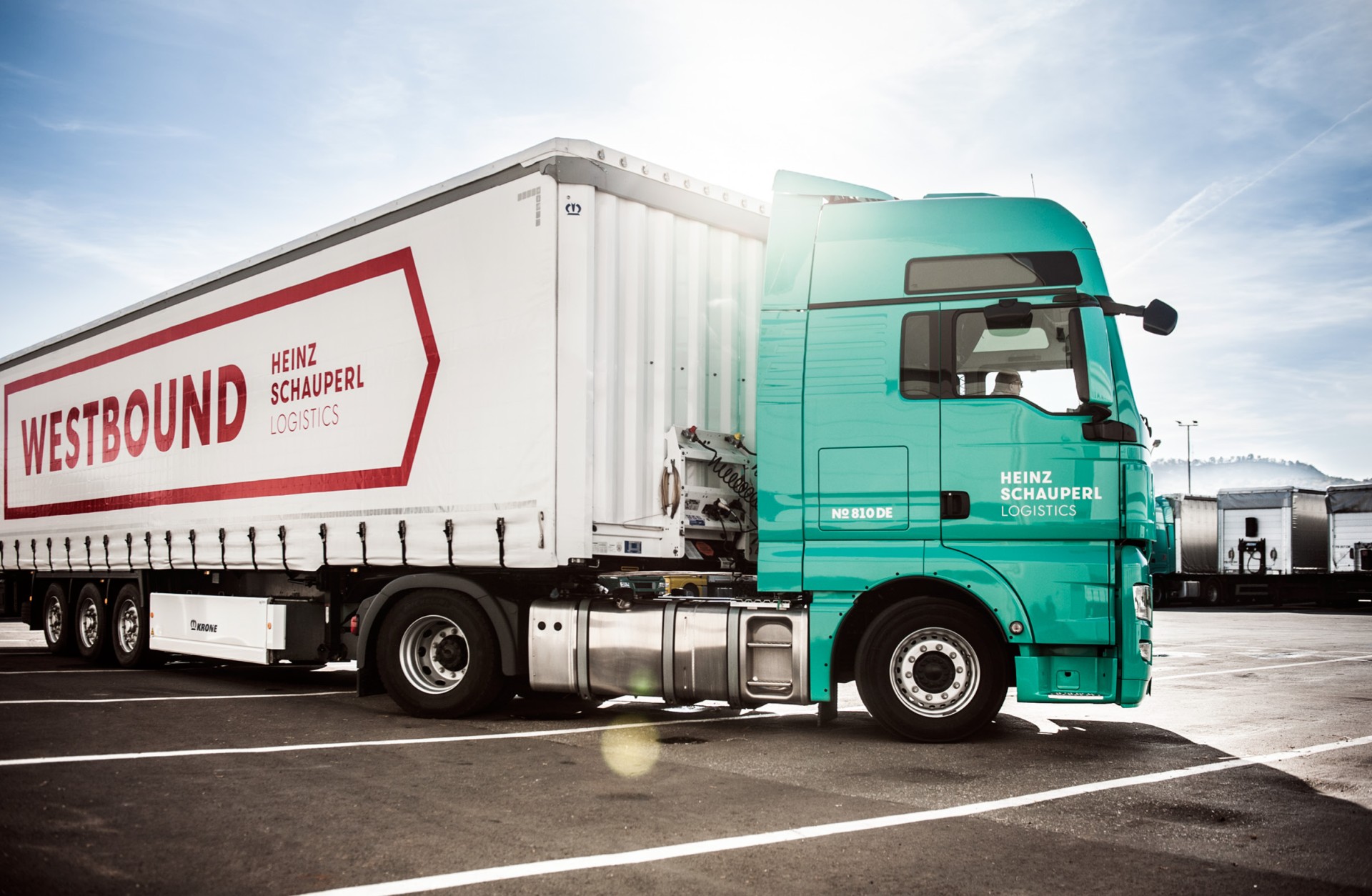 heinz_schauperl_logistics_moodley_branding_lkw